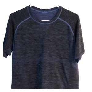 Lululemon Metal Vent Short Sleeve Shirt.